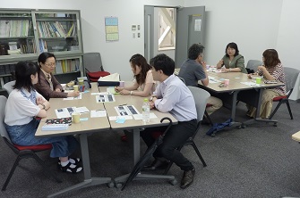 さんかくカフェの様子